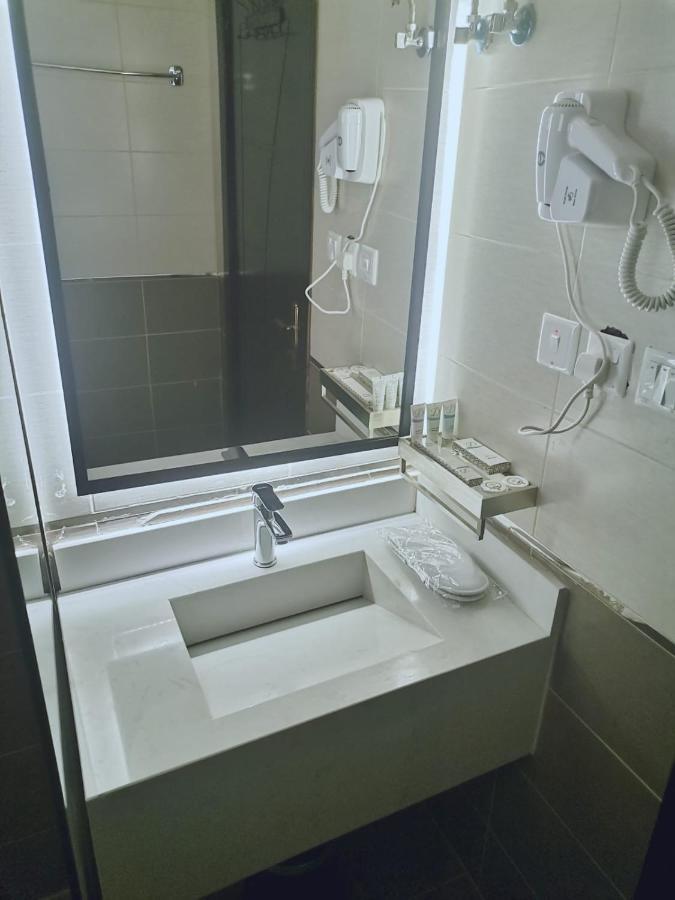 شاها 3 Apartment ริยาดห์ ภายนอก รูปภาพ
